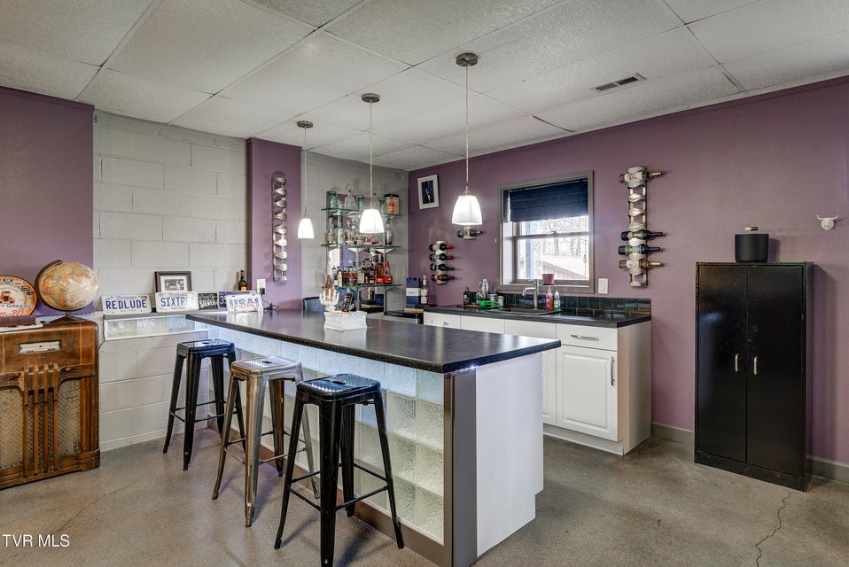 Photo #38: 589 Headtown Road