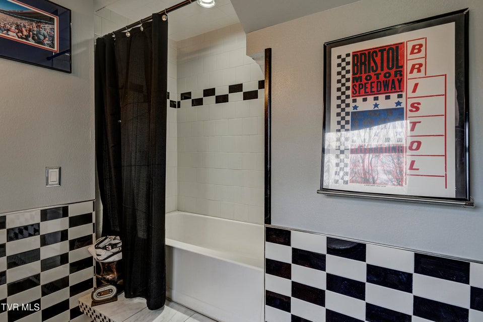 Photo #44: 589 Headtown Road