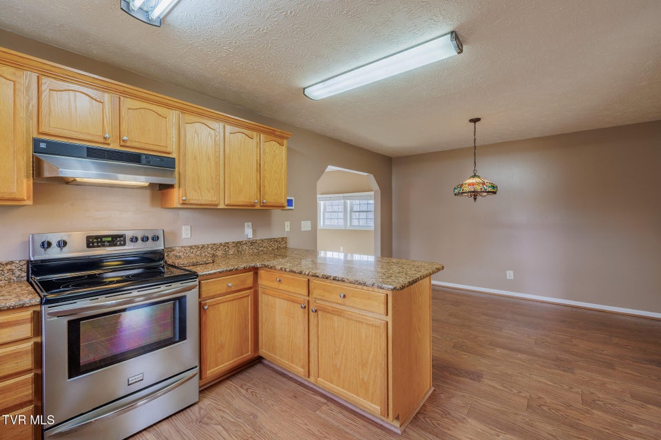 Photo #6: 137 Meadow Springs Lane