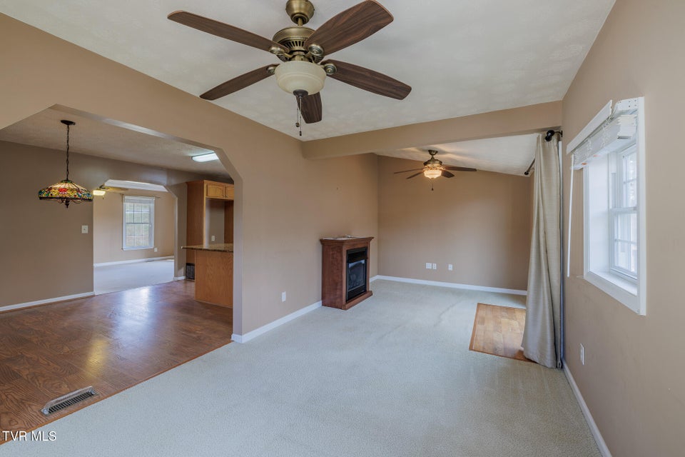 Photo #8: 137 Meadow Springs Lane