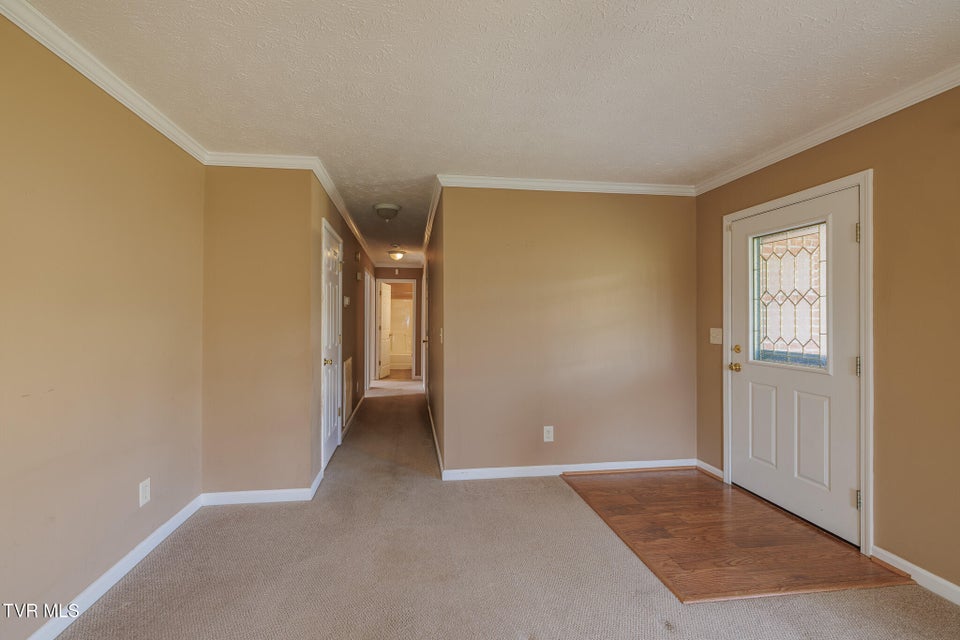 Photo #10: 137 Meadow Springs Lane