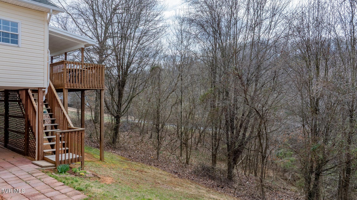 Photo #25: 137 Meadow Springs Lane