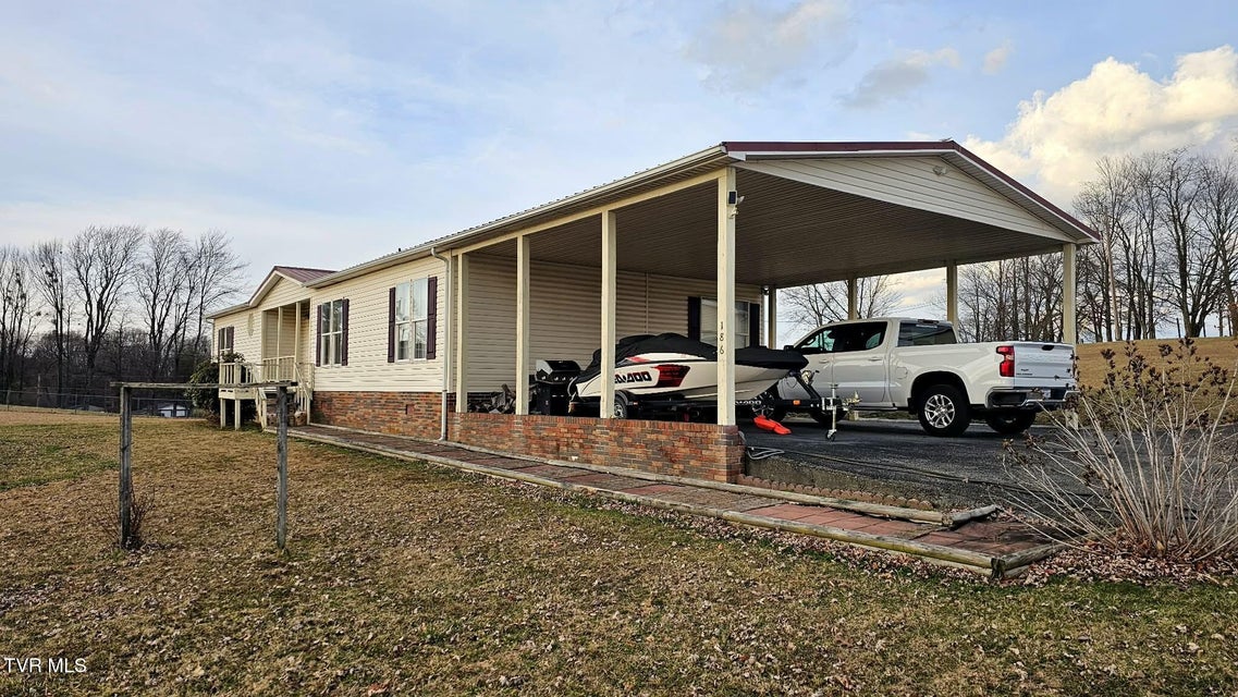 Photo #3: 186 Fire Station Drive