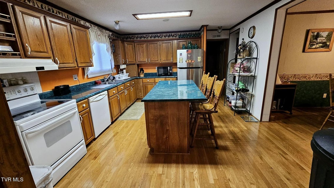 Photo #21: 186 Fire Station Drive