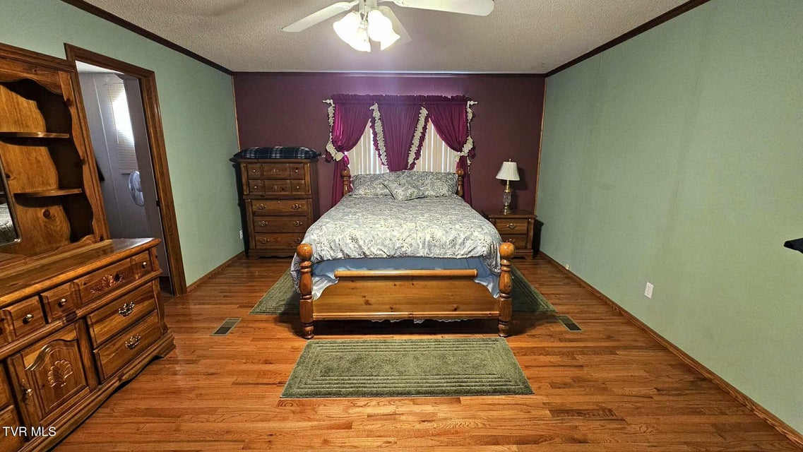 Photo #27: 186 Fire Station Drive