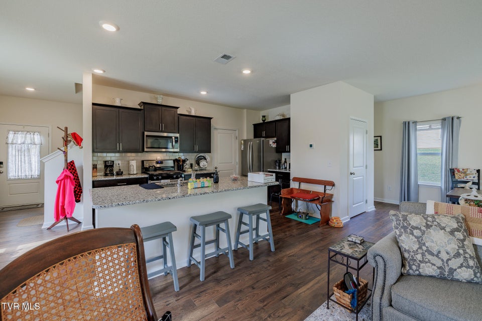 Photo #11: 936 Pampas Drive