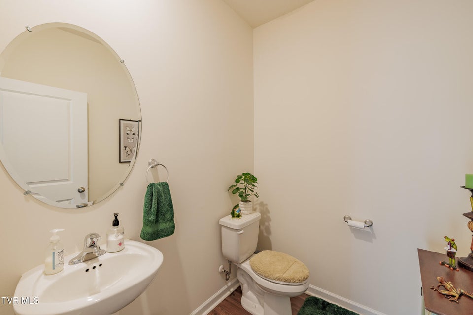 Photo #14: 936 Pampas Drive