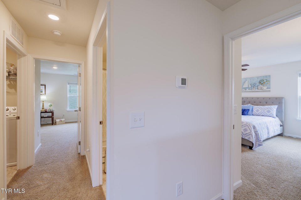 Photo #23: 936 Pampas Drive