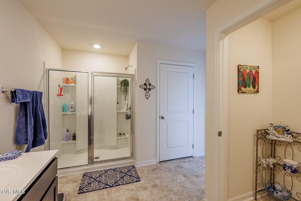 Photo #32: 936 Pampas Drive