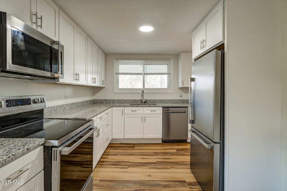 Photo #23: 192 Old Embreeville Road