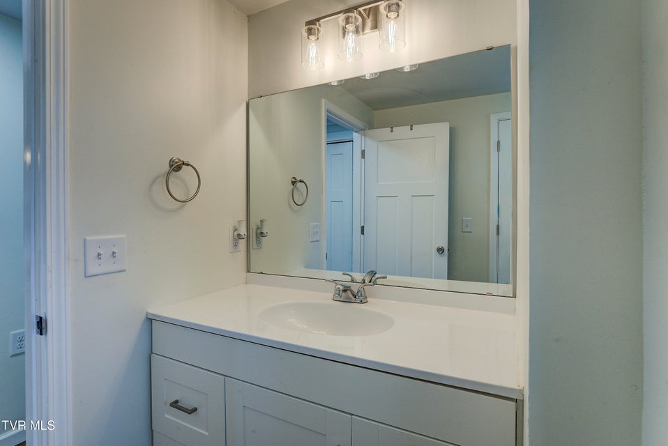 Photo #32: 192 Old Embreeville Road