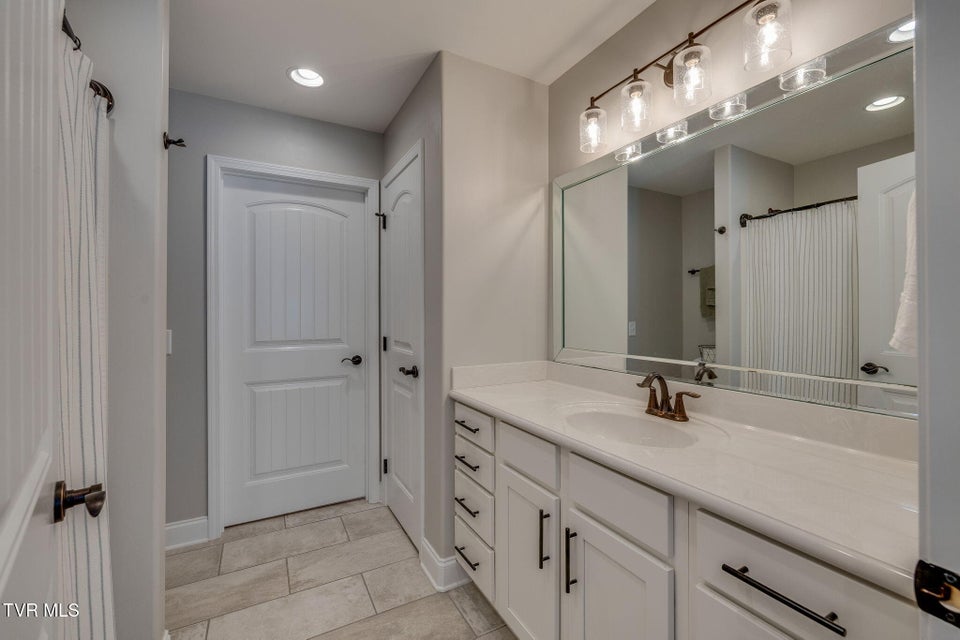 Photo #19: 105 Rogers Drive