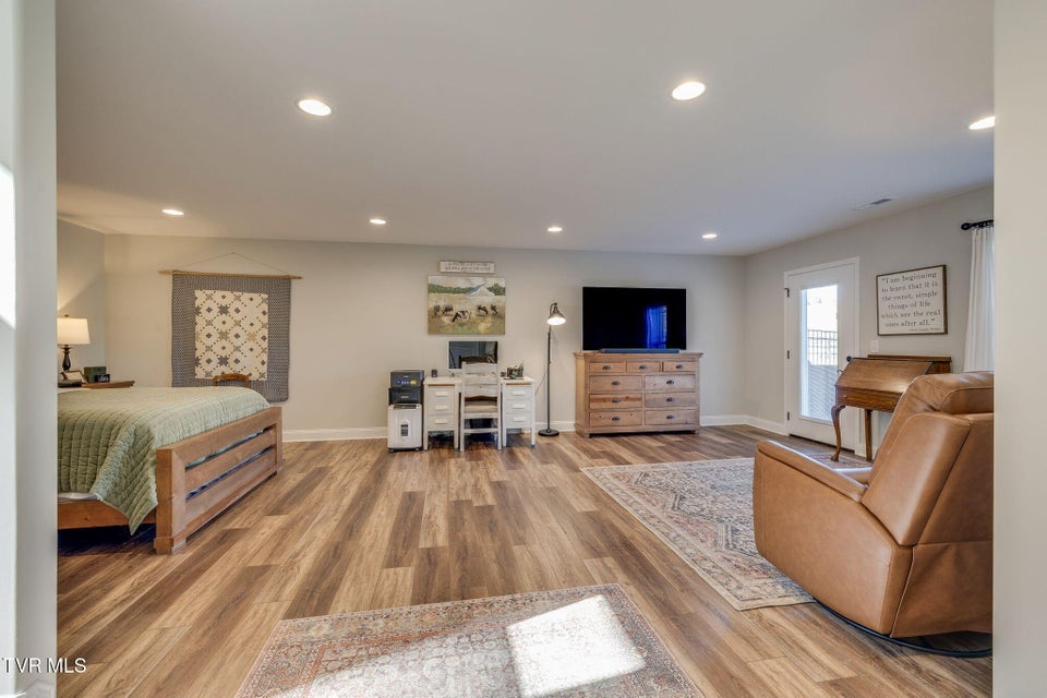 Photo #26: 105 Rogers Drive