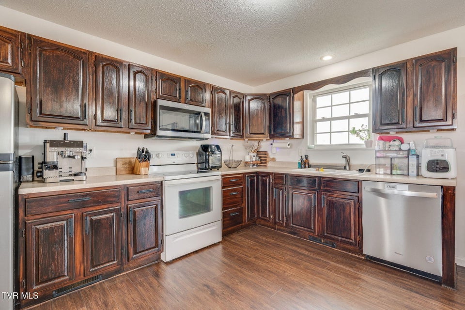 Photo #10: 510 Ebenezer Loop