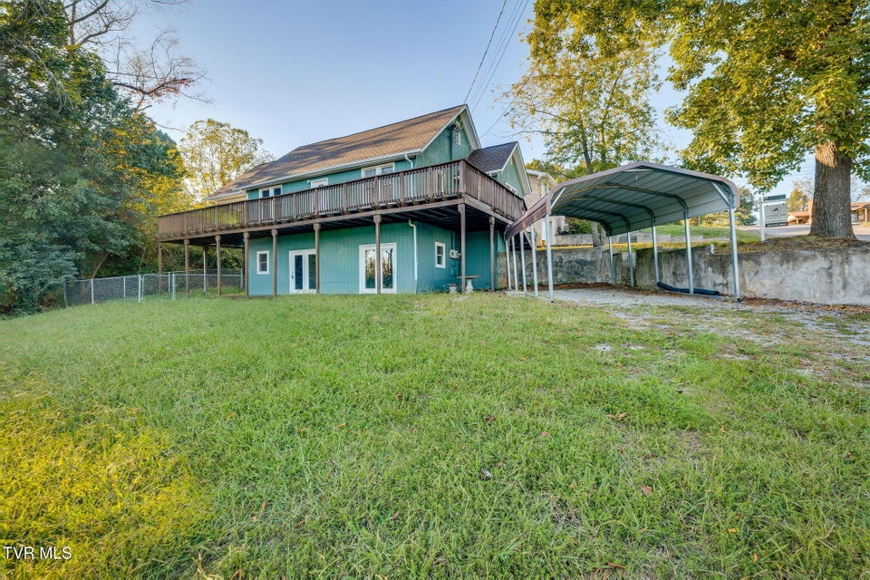 Photo #28: 548 Floyd Street