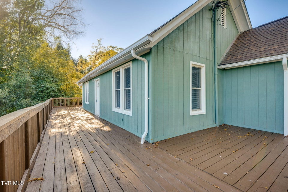 Photo #29: 548 Floyd Street