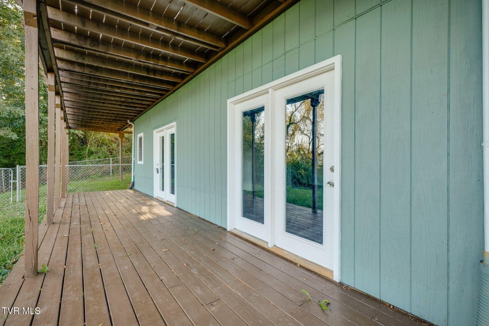 Photo #30: 548 Floyd Street