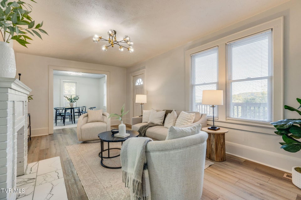 Photo #5: 548 Floyd Street