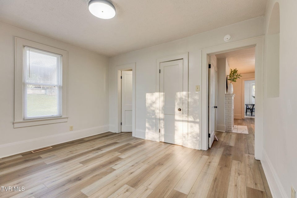 Photo #14: 548 Floyd Street