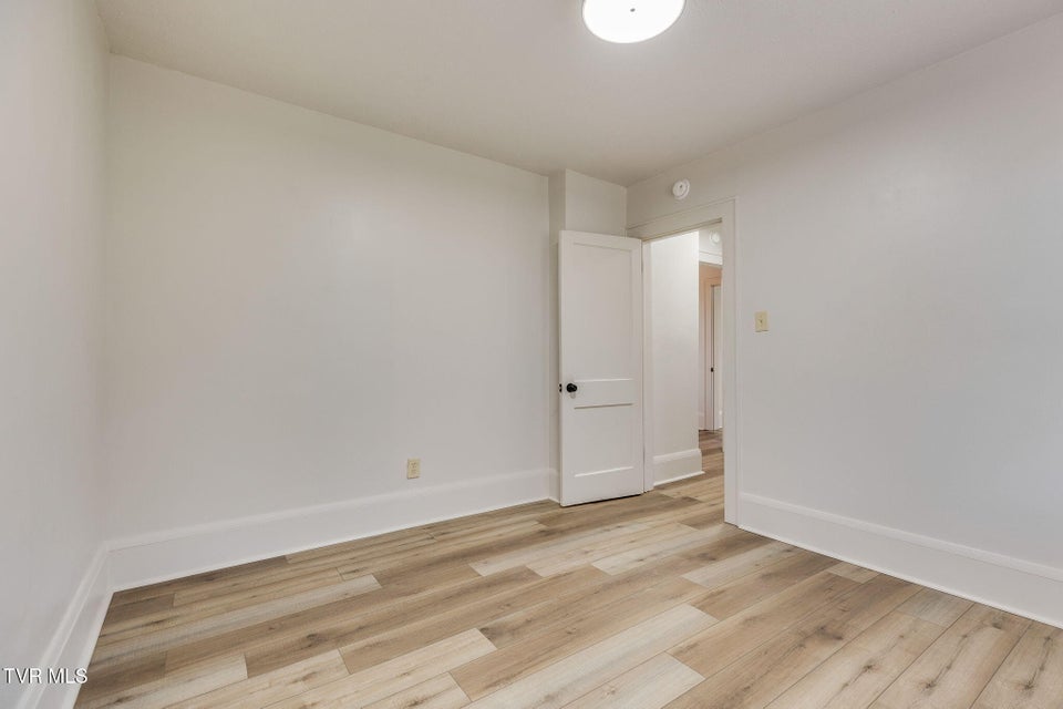 Photo #19: 548 Floyd Street