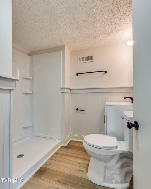 Photo #22: 548 Floyd Street