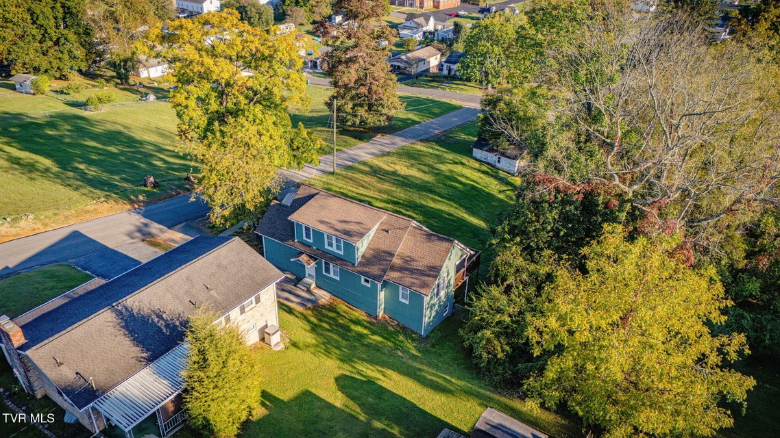 Photo #32: 548 Floyd Street