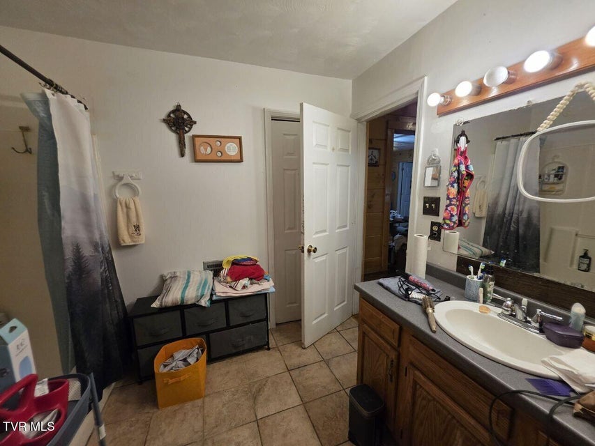 Photo #17: 421 Juniper Street