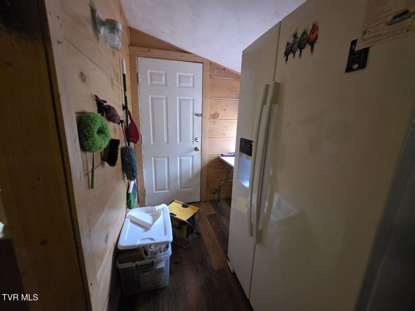 Photo #10: 421 Juniper Street