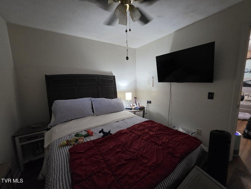 Photo #8: 421 Juniper Street