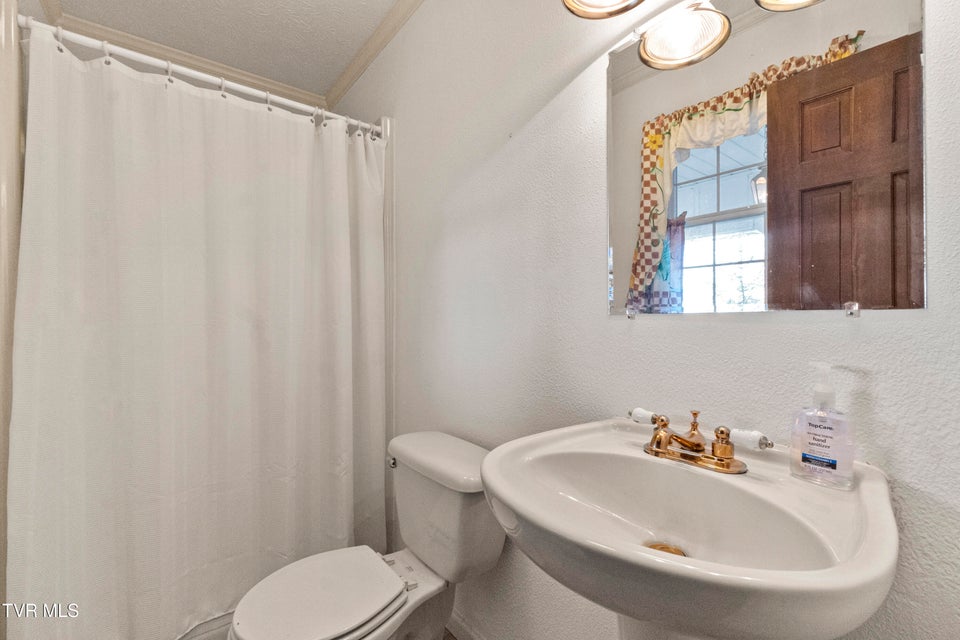 Photo #27: 181 Walkers Ford Road