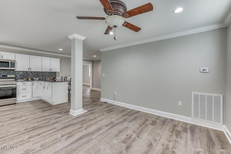 Photo #23: 309 Mill Street