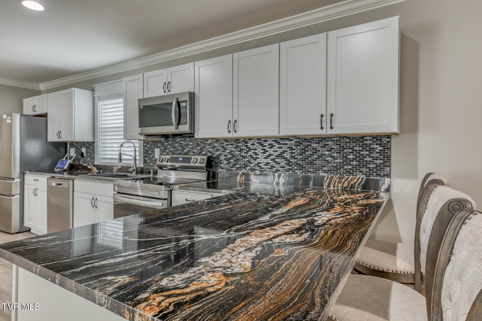 Photo #18: 309 Mill Street