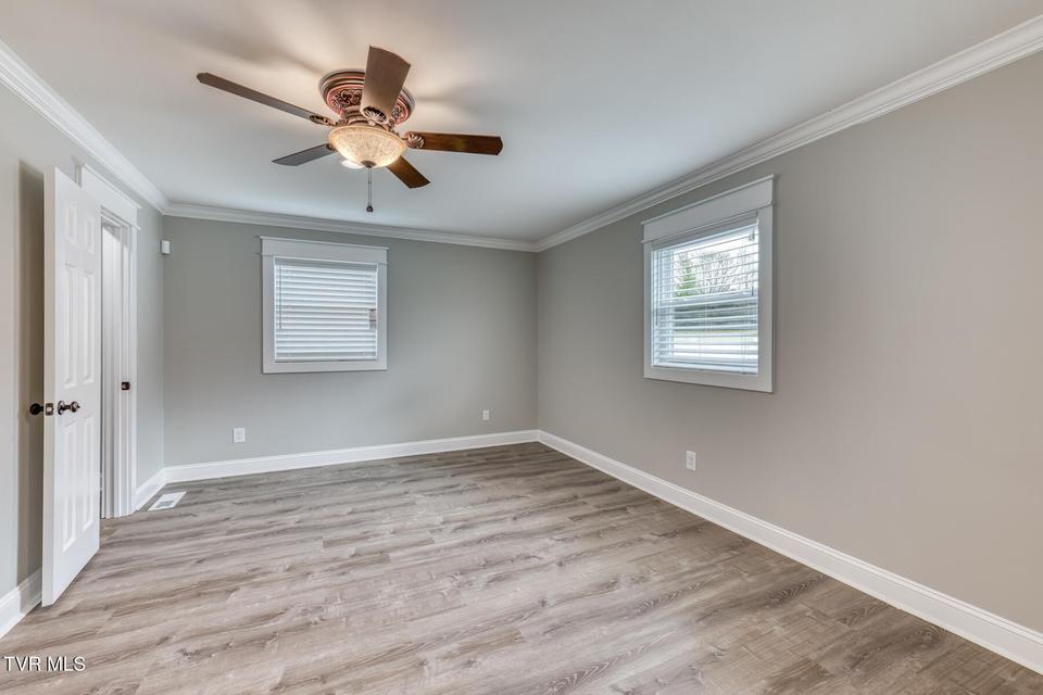 Photo #26: 309 Mill Street