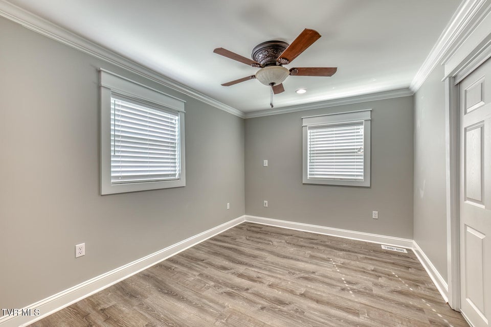 Photo #29: 309 Mill Street