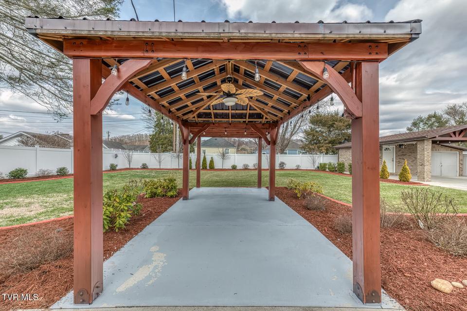 Photo #12: 309 Mill Street