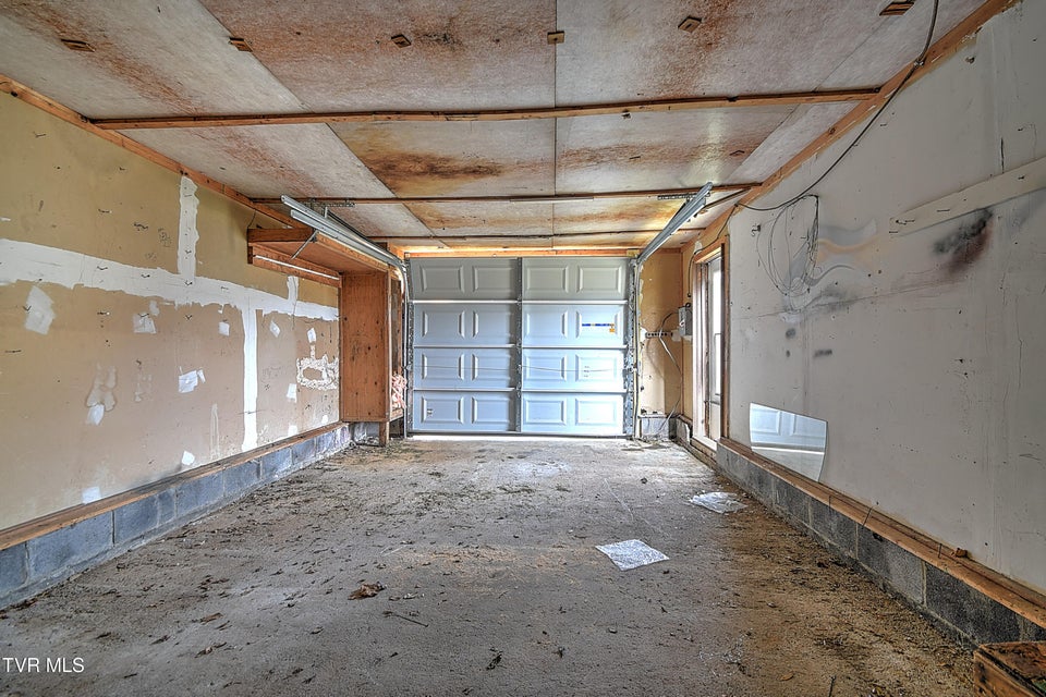 Photo #25: 12338 Reedy Creek Road