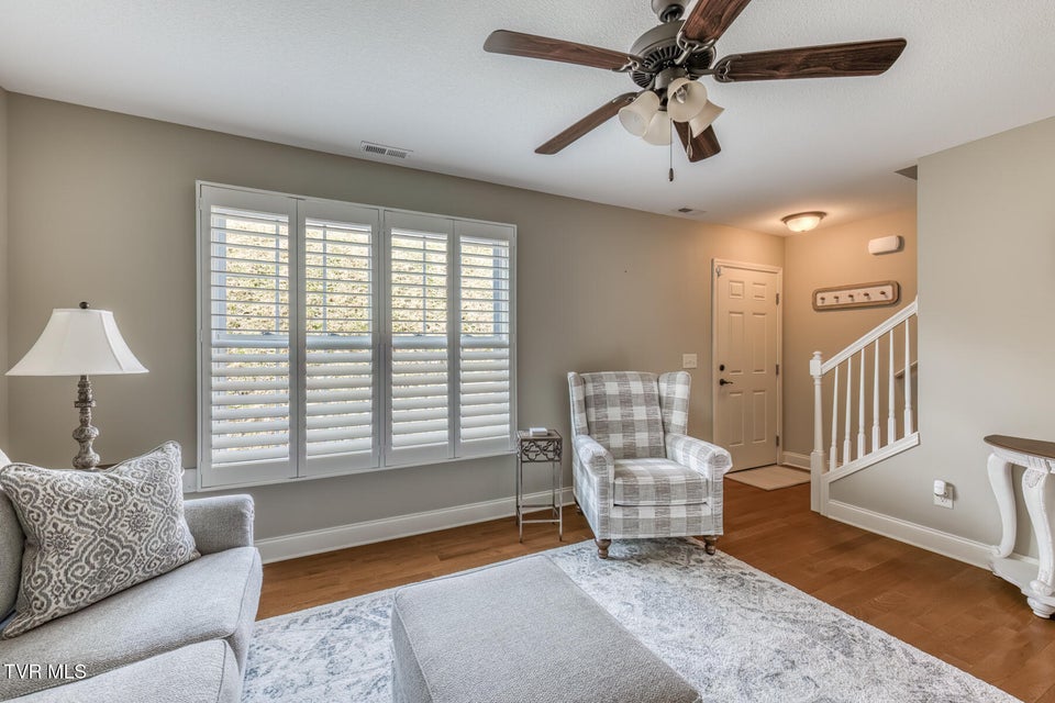 Photo #6: 664 Grays Pointe Court