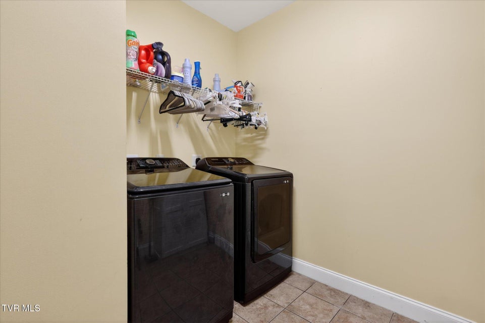 Photo #21: 512 Cameron Court