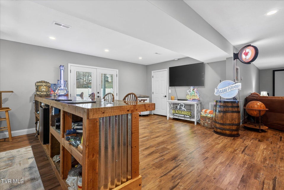 Photo #26: 512 Cameron Court