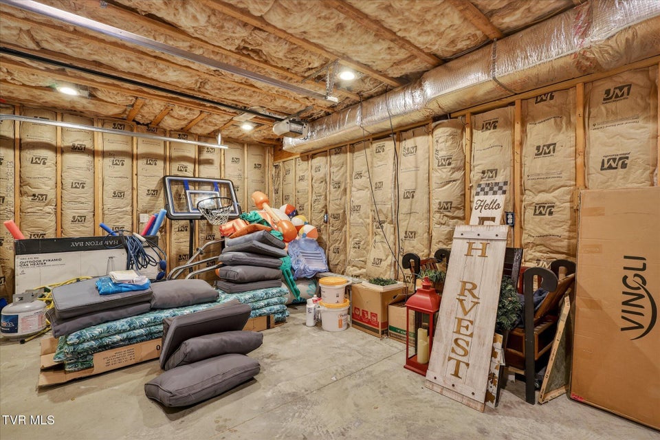 Photo #35: 512 Cameron Court