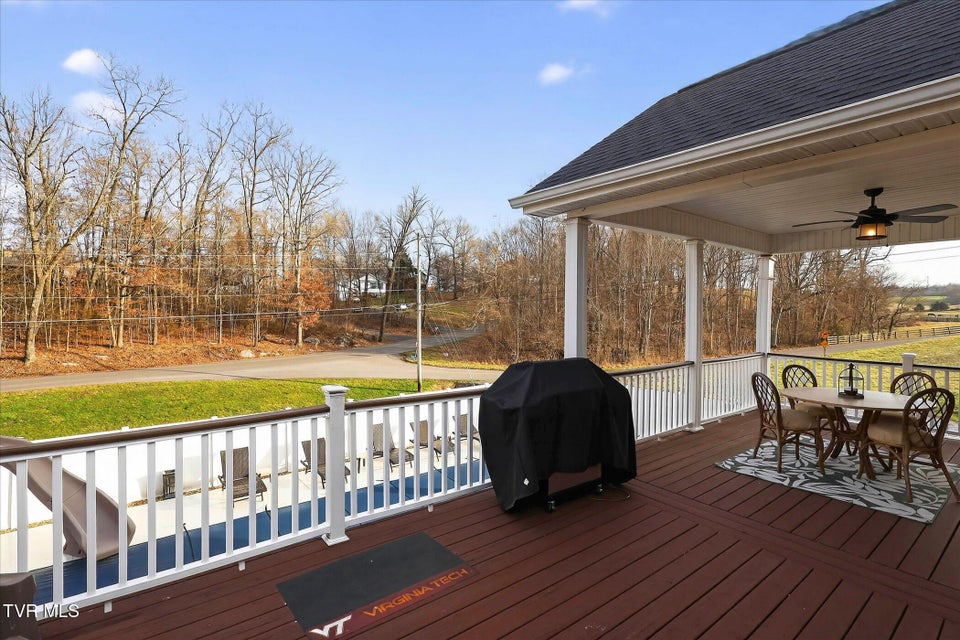 Photo #40: 512 Cameron Court