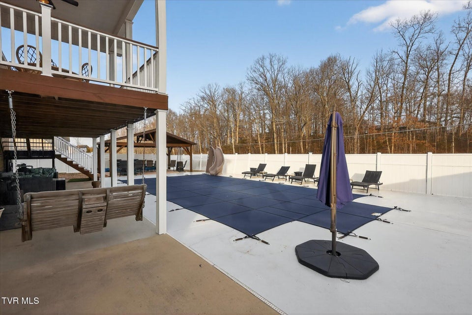 Photo #43: 512 Cameron Court