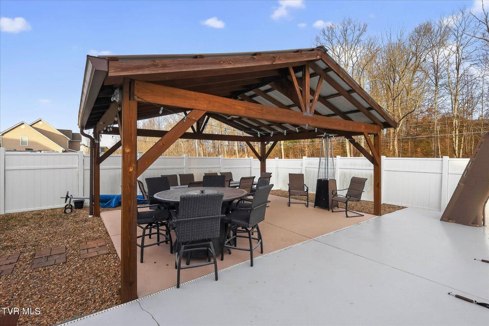 Photo #47: 512 Cameron Court