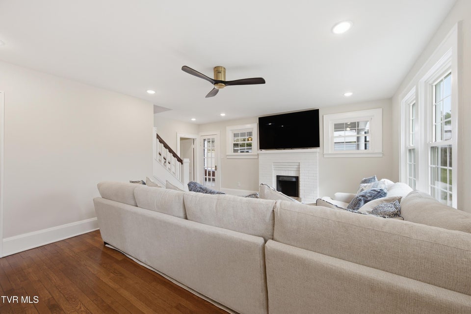 Photo #5: 1224 7th Avenue