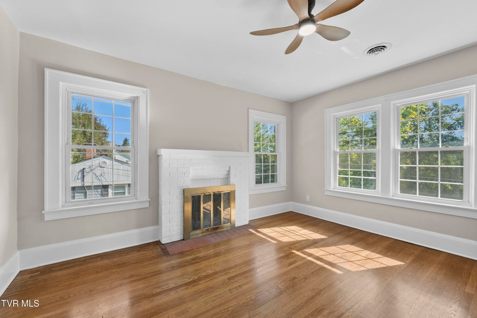 Photo #20: 1224 7th Avenue