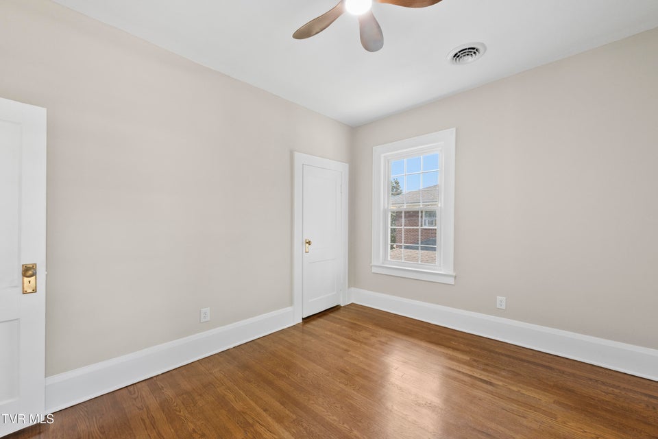 Photo #24: 1224 7th Avenue