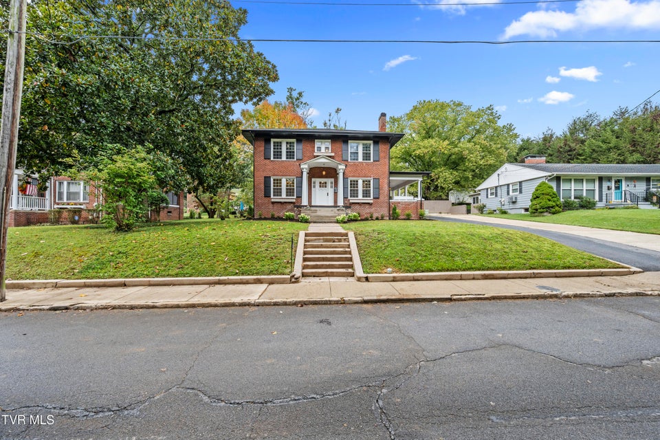 Photo #32: 1224 7th Avenue