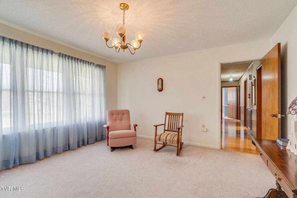 Photo #6: 1301 Kenney Street