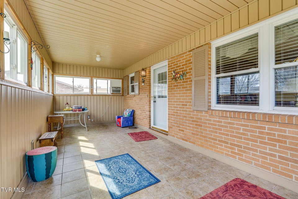 Photo #12: 1301 Kenney Street