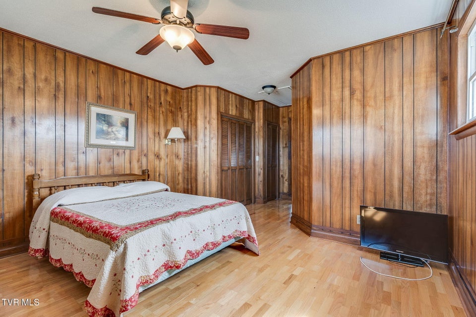 Photo #15: 1301 Kenney Street